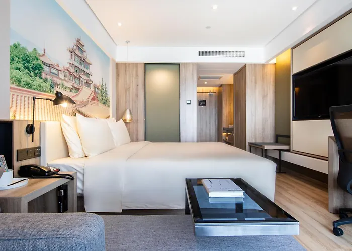 Atour Hotel Lanzhou Anning Zhonghai Plaza